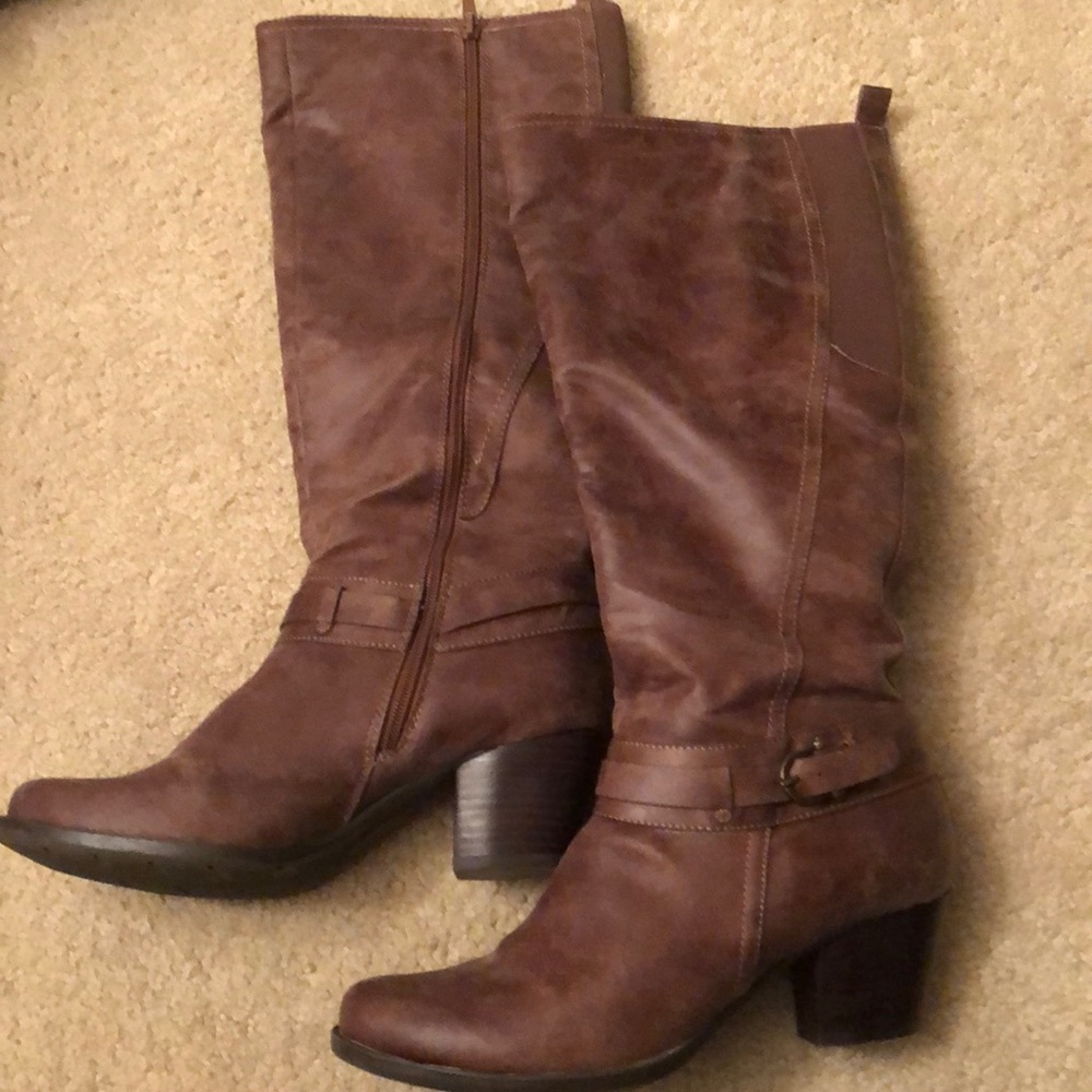 Awesome Fall boots size 9 - perfect condition!